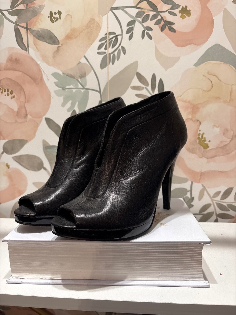 Nine West leather heels